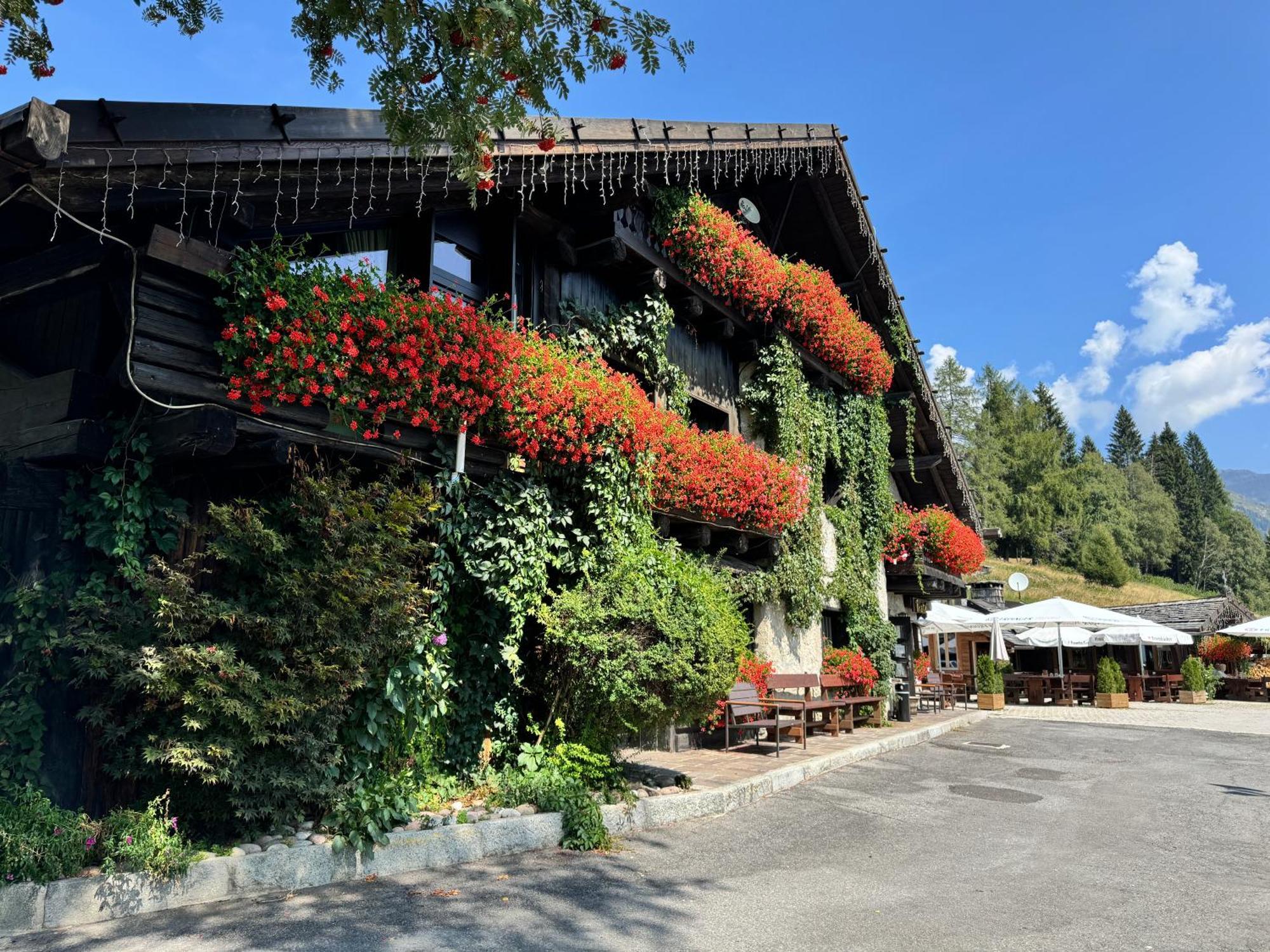 Albergo Ristorante Al Frate Da Streza Madonna エクステリア 写真