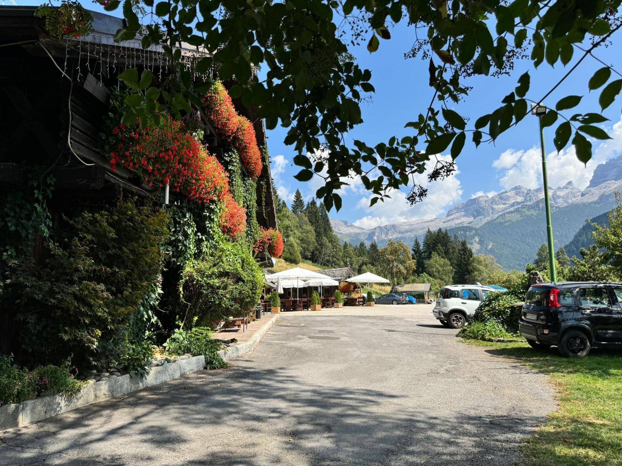 Albergo Ristorante Al Frate Da Streza Madonna エクステリア 写真
