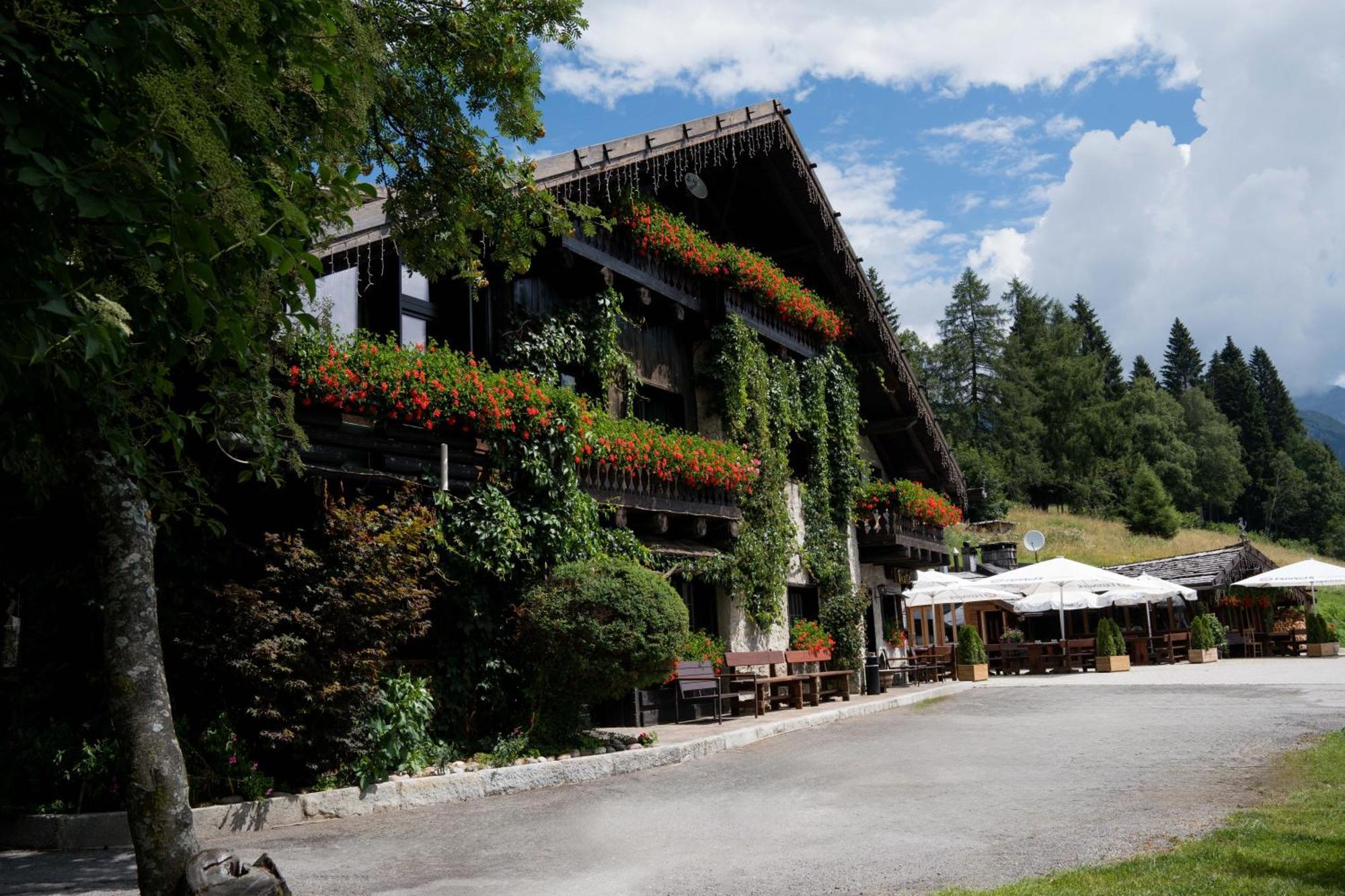 Albergo Ristorante Al Frate Da Streza Madonna エクステリア 写真