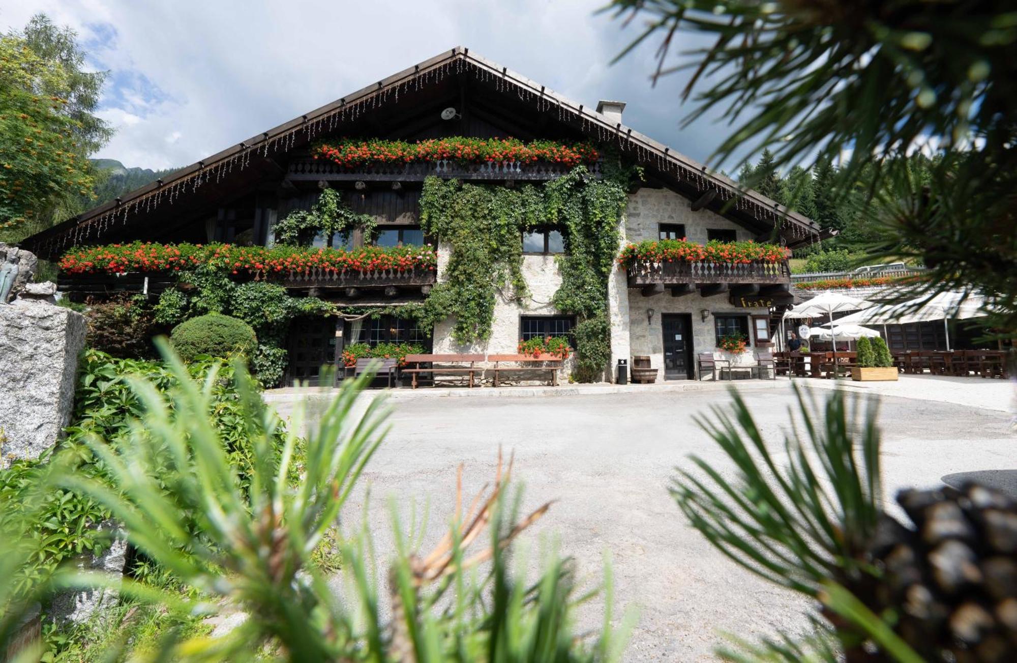 Albergo Ristorante Al Frate Da Streza Madonna エクステリア 写真