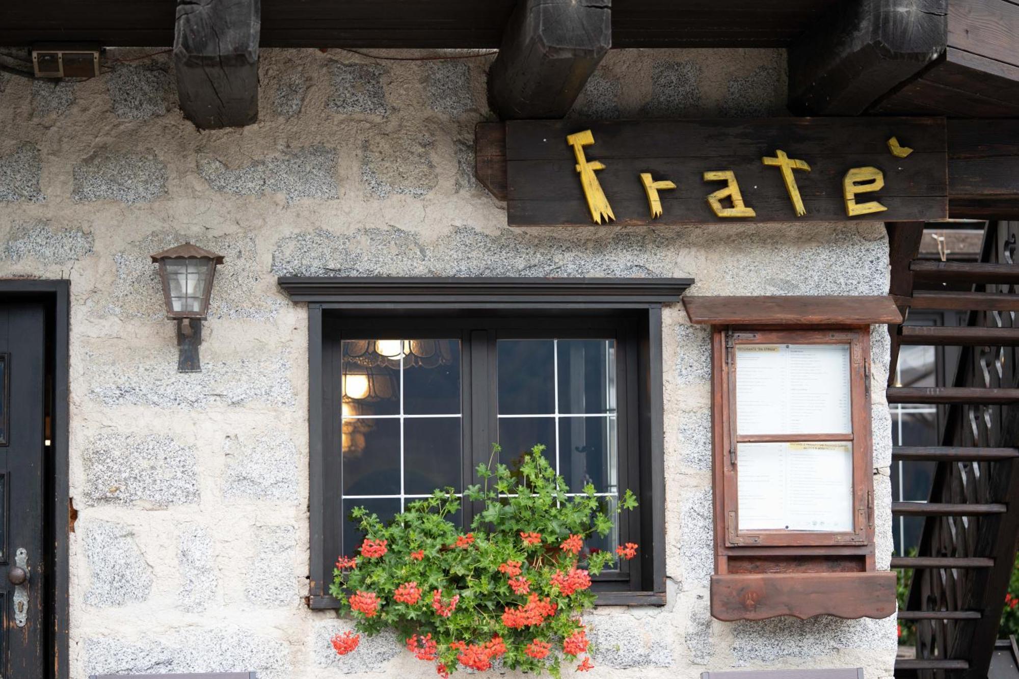 Albergo Ristorante Al Frate Da Streza Madonna エクステリア 写真